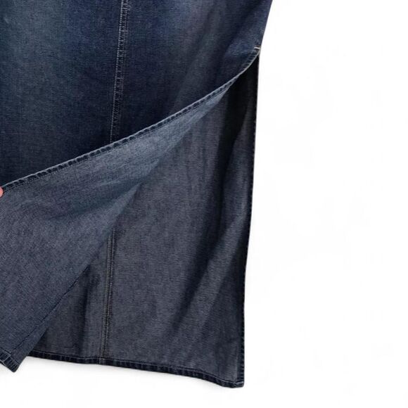 Vintage 90’s Dark wash Cotton Denim Maxi Skirt W/Double buttons & Side Slits. - Picture 7 of 8